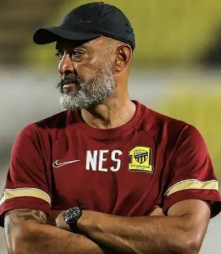 英超第15輪西漢姆聯(lián)平局爭議：努諾質疑判罰與官方回應