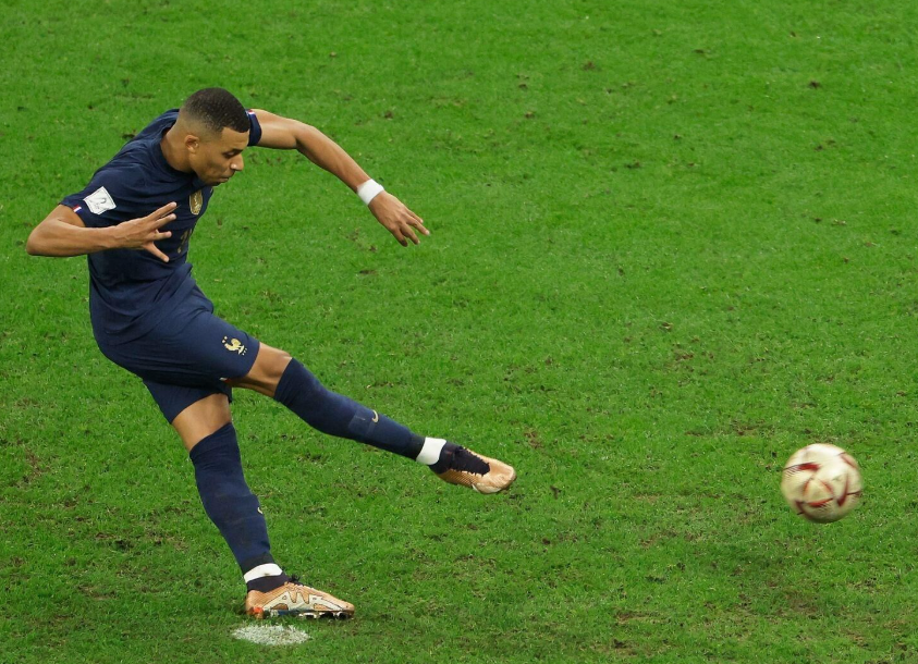 西超杯決賽前夕：阿隆索謹(jǐn)慎評(píng)估姆巴佩登場可能